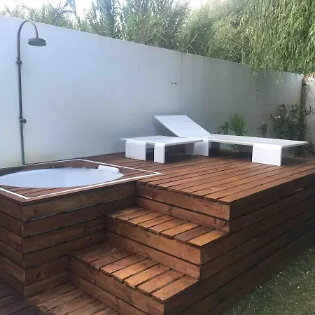 Çiftlik konaklama Casa Da Granja Natureza Paraiso Piscina Jardim Sobral de Monte Agraço
